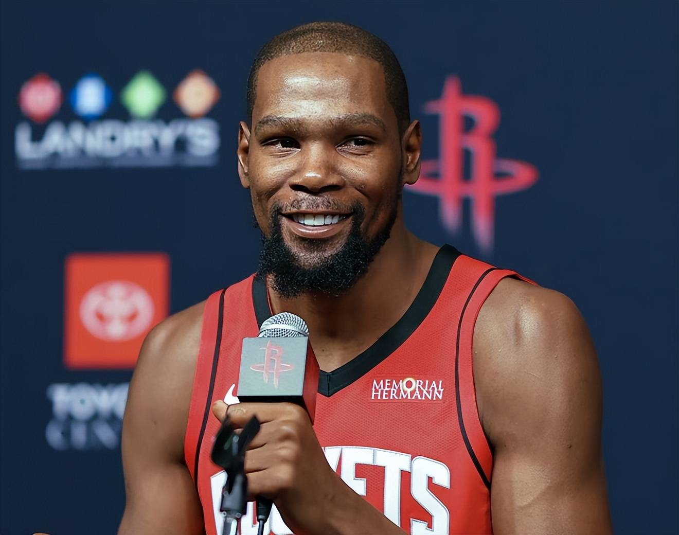 廷贝尔：拜仁状态很好教练也很出色，这对我们是很好的考验（廷贝尔：拜仁近况火热、主帅能力出众，这将是对我们的宝贵考验）