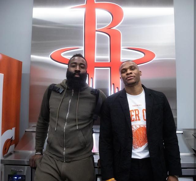 为什么高手很少乱运球（高手不乱运球的真正原因）