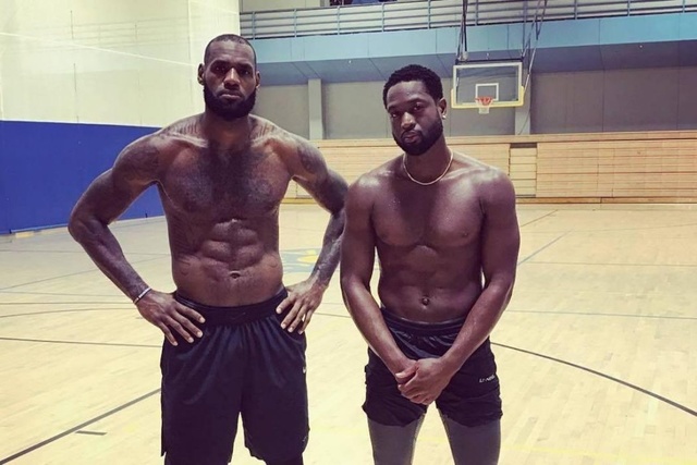 前国米教练谈索默：不能表现好时说他经验丰富，表现差说他老（前国米主帅谈索默：别好时夸经验，差时怪年纪）