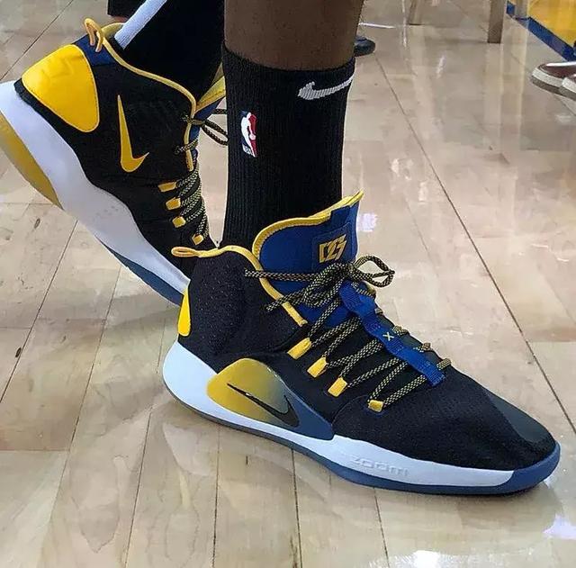 100%命中率&命中三分砍下20+！沃尔什成绿军队史第一人（全场百发百中+三分开火轰20+，沃尔什成绿军队史首人）